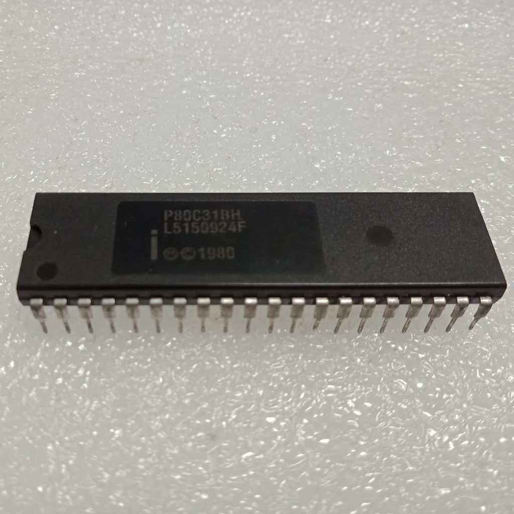 P80C31BH DIP40 INTEL ใหม่ 8-bit MCU IC