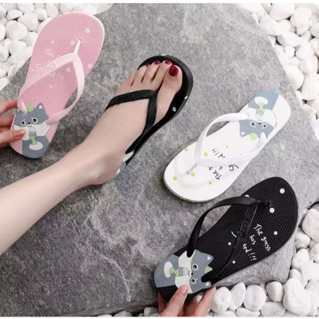 รองเท้าแตะผู้หญิงแบบหนีบกับ GRESS MOTIF