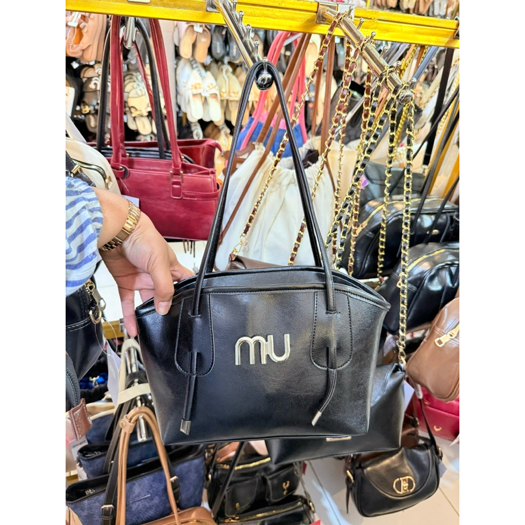 กระเป๋าสะพาย MUMU กระเป๋าสะพาย
