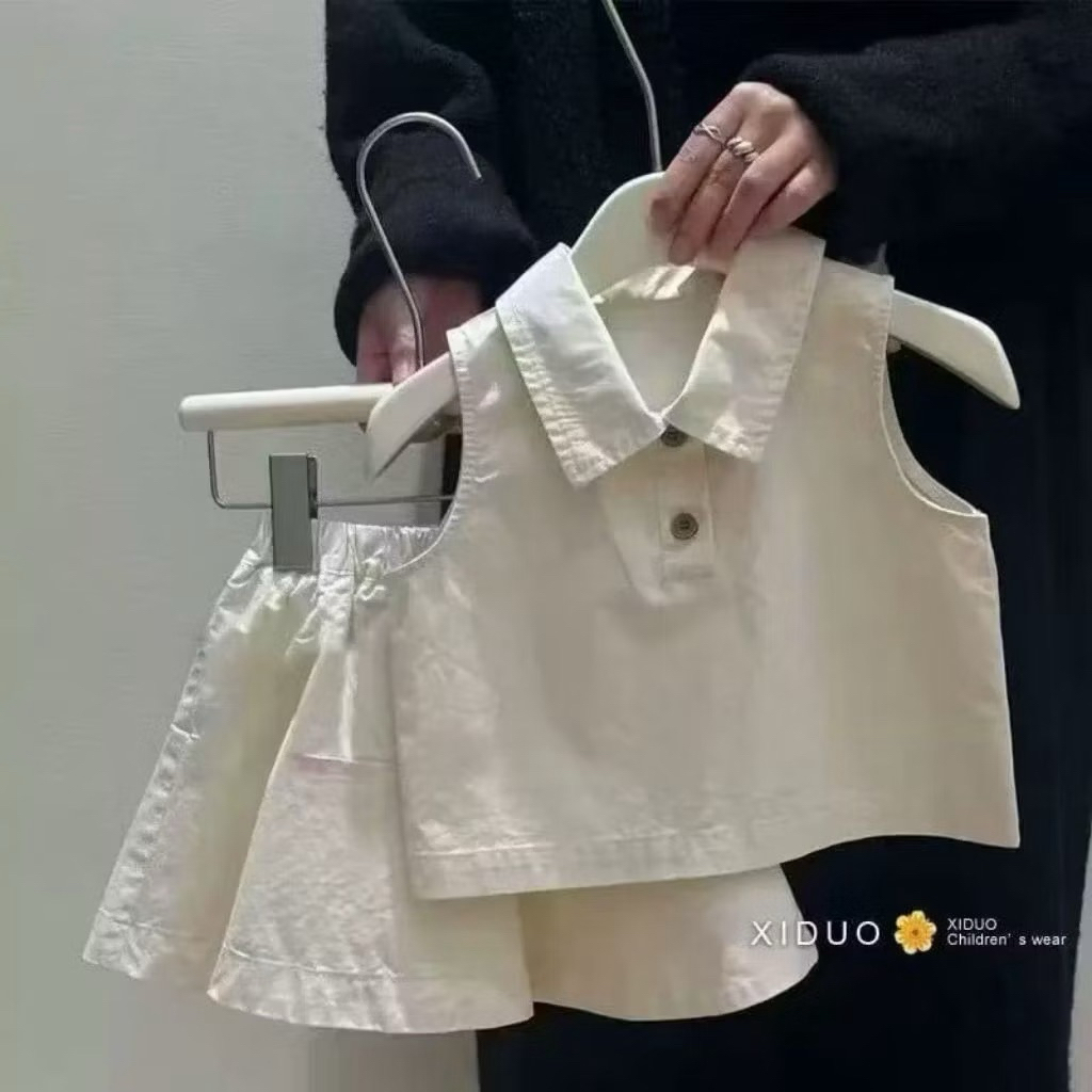 SIZE (3-8T) HAS A CREAM SET