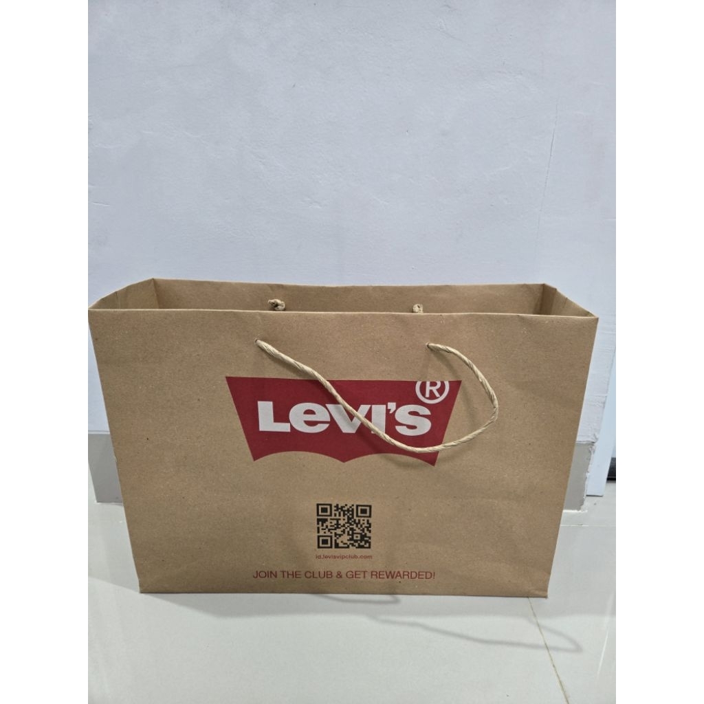 Paper bag shopping bag adidas levis JD sport original store mall medium large