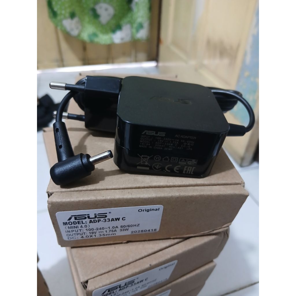 ASUS ADAPTER 19v 1.75a 4.0*1.35/แล็ปท็อปชาร์จ asus X200 Grade 0ri