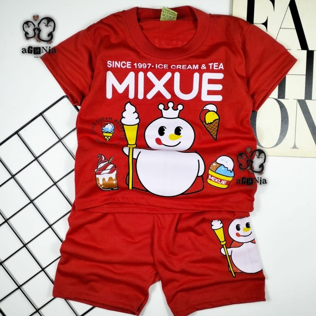 MERAH Mixue เสื้อผ้าเด็กชายหญิงสีแดงแขนสั้น Mixue ชายหญิงเสื้อผ้าชุดอายุ 1-10 ปี Mixue พิมพ์ชุดนอนเด