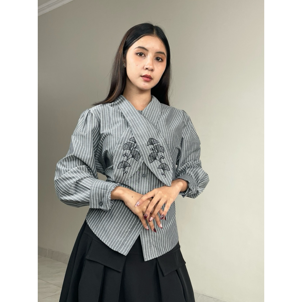 KEMEJA Delsya Shirt Flowday / เสื้อเชิ้ตผู้หญิง / ลายทาง / แฟชั่นผู้หญิง / เสื้อผ้าผู้หญิง - Fit to 