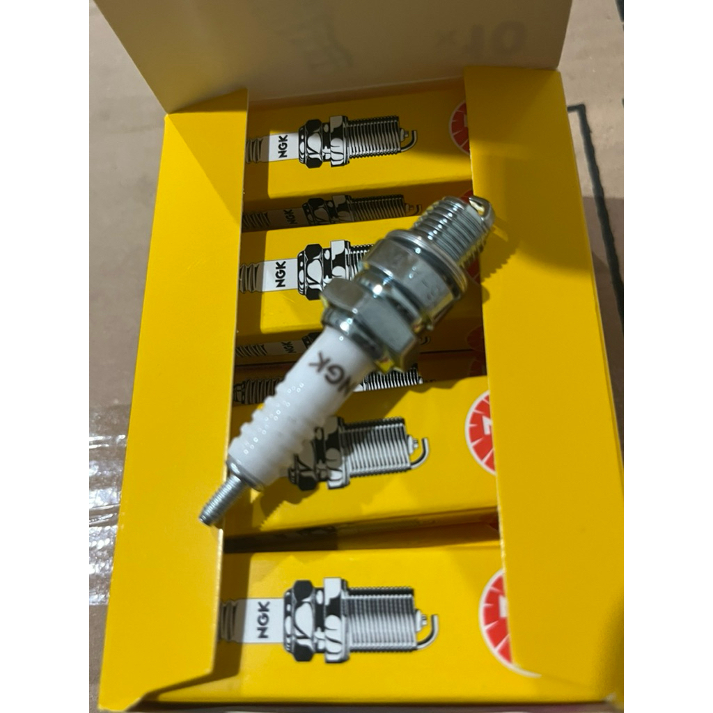 NGK D6HA SPARK PLUG SENAI SUPRA KARISMA VEGA JUPITER UNIVERSAL