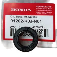 ซีลน้ํามันซีลเพลาข้อเหวี่ยงซ้าย KOJ Genio / Beat 2020-ปัจจุบัน / Scoopy 2021-ปัจจุบัน 91202-K0J-N01