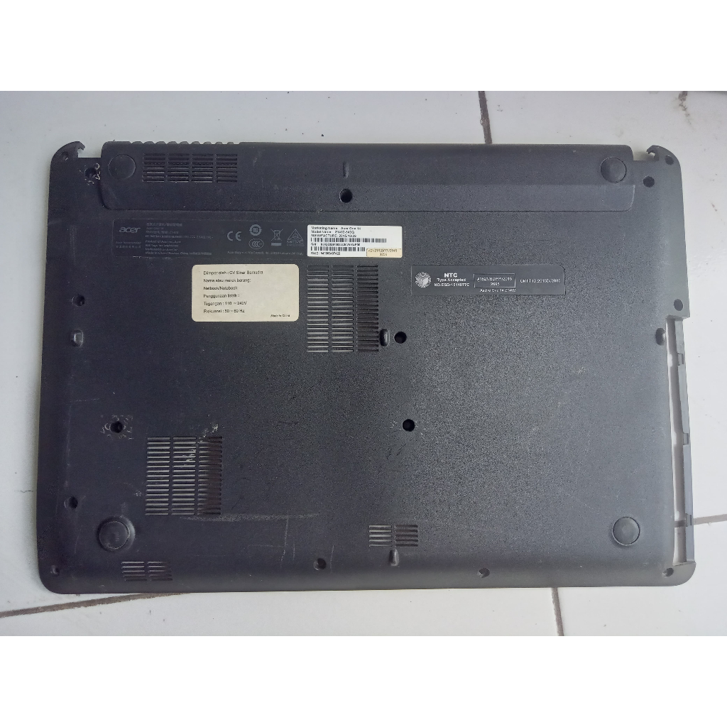 BOTTOM CASE CASING BAWAH ACER ONE 14 MODEL Z140-543Q - ercomp1