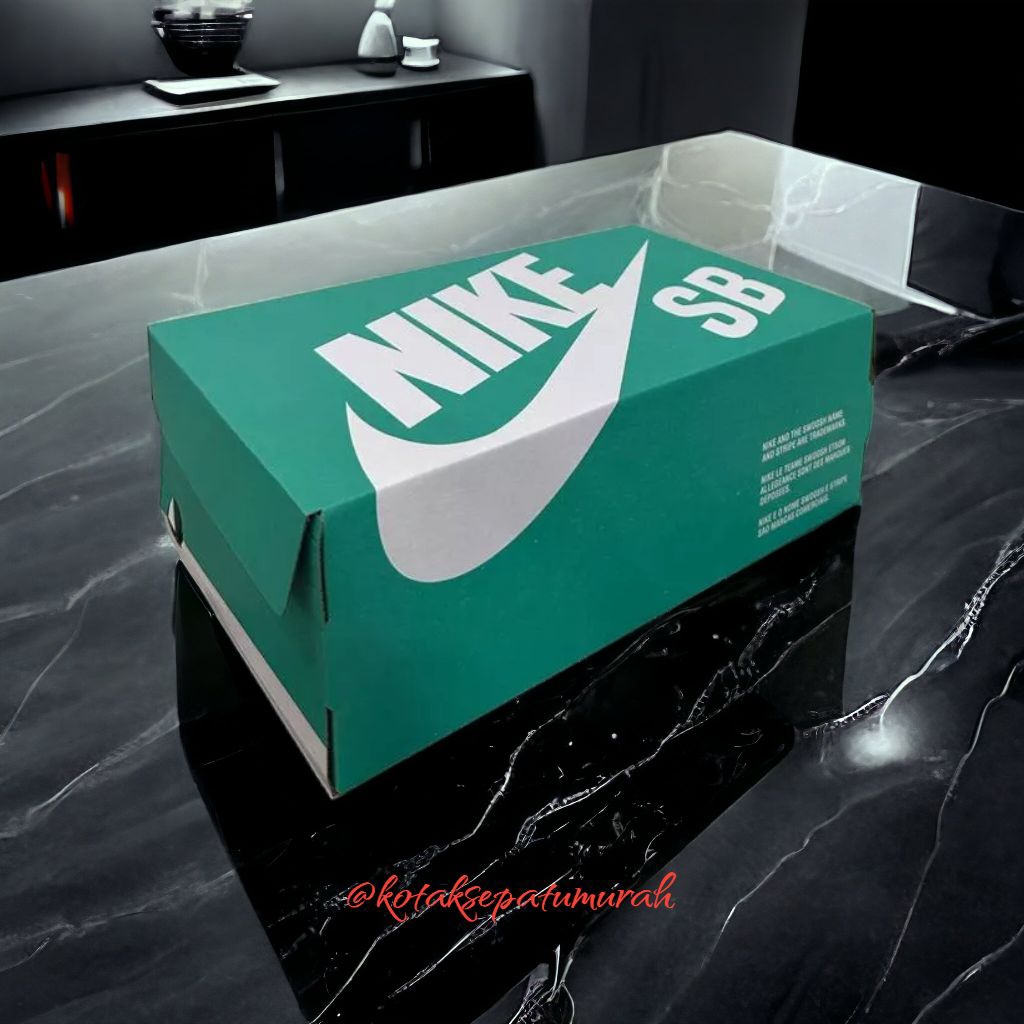 Box_shoes_Nike_SB***