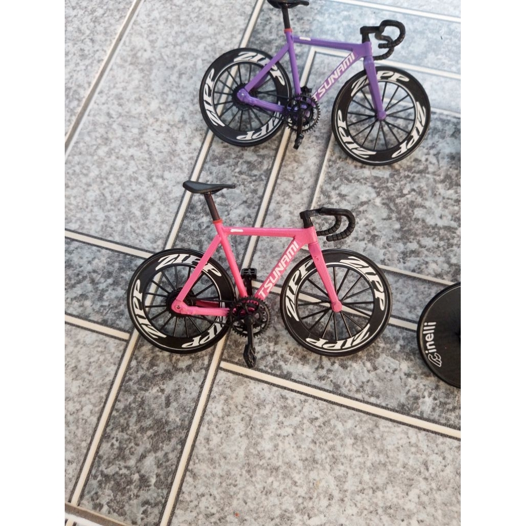 Fixie engine11/tsunami snm100 V3 จักรยานของเล่น (การปรับเปลี่ยนไรเดอร์เต็มดาว) ของเล่นจักรยาน fixie 