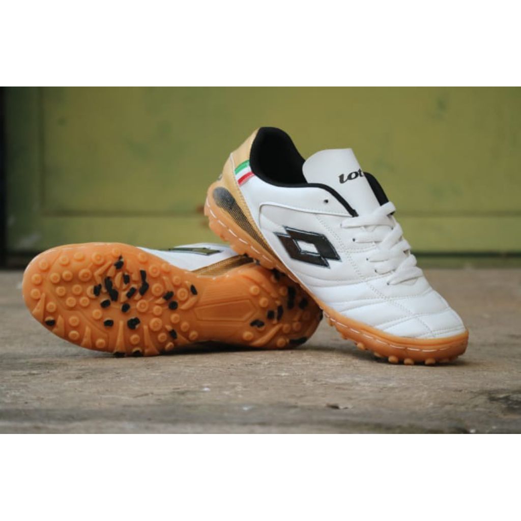 รองเท้าฟุตซอลมินิฟุตบอล Lotto white gold super premium เย็บรอบตัว