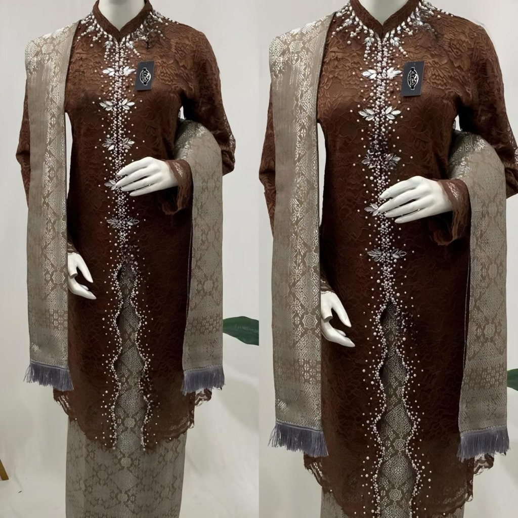 (ฟรีฮิญาบ) ชุด YURA KEBAYA พร้อม PREMIUM ZIGZAG SHAWL/ UNIFORM YURA KEBAYA