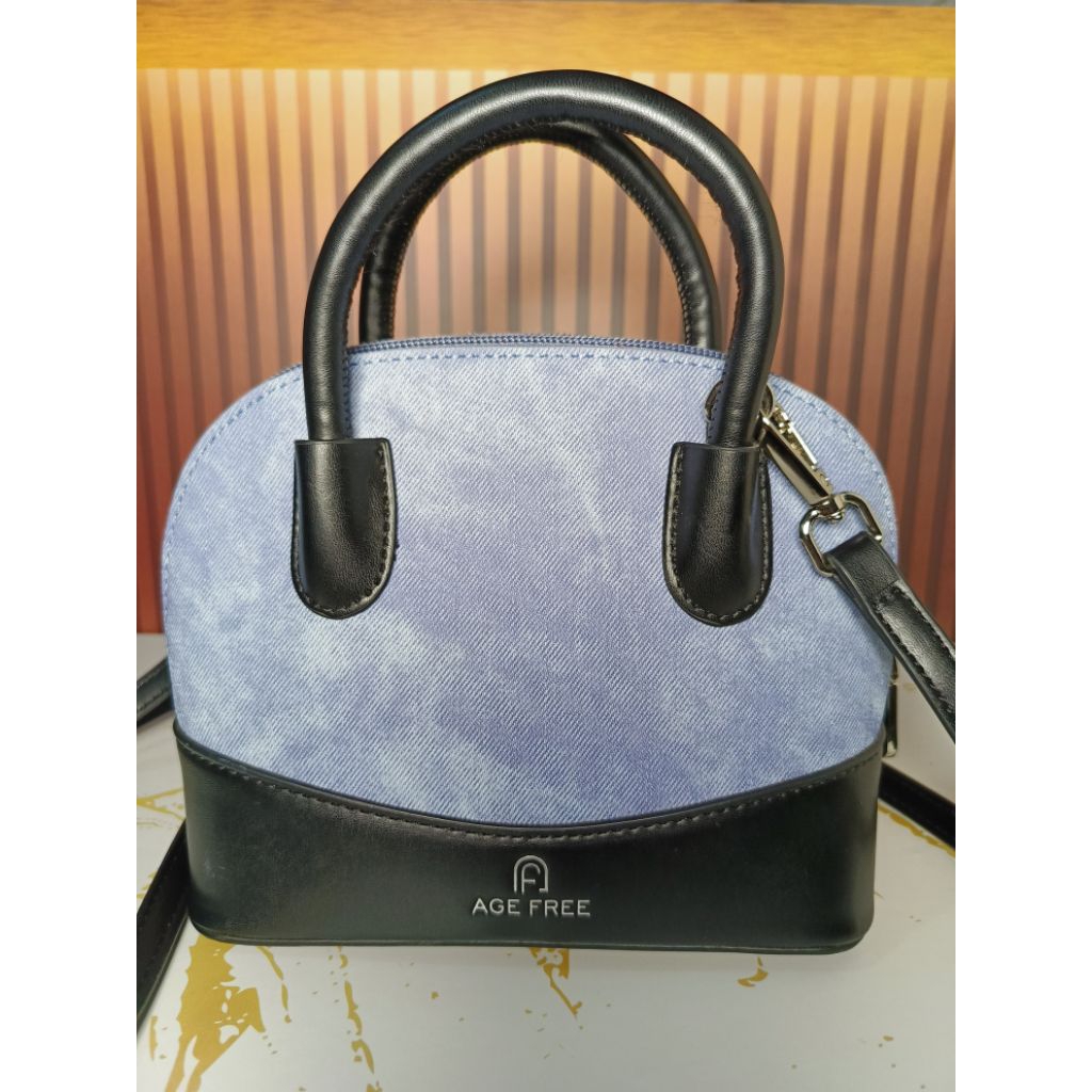 กระเป๋า Alma by age กระเป๋าสะพายฟรี