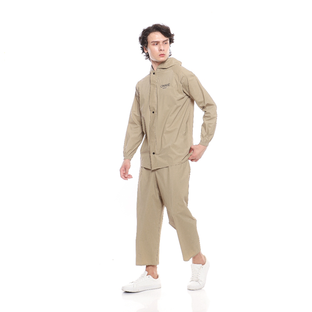 ONNIE เสื้อกันฝนสําหรับผู้ชายและผู้หญิง หนา ป้องกันการรั่วไหล PVC Premium Mantle