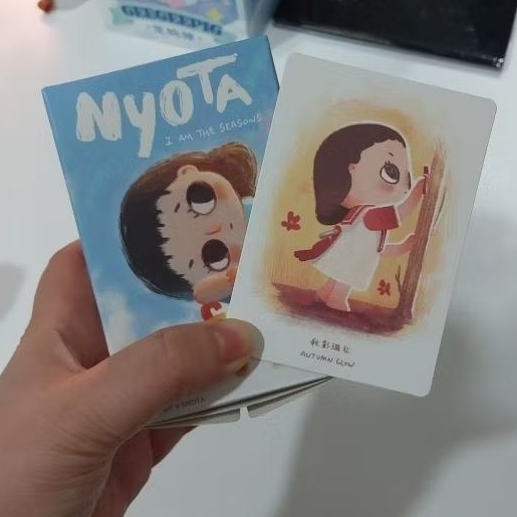 Motif กระโปรงมินิ Nyota V3 ฉันเป็นฤดูกาล