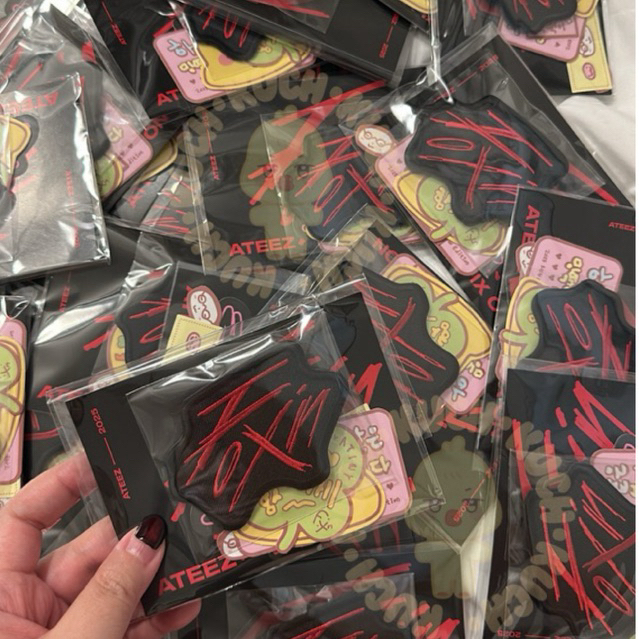 ATEEZ MINGI FIX ON WAPPEN & สติ๊กเกอร์ชุด