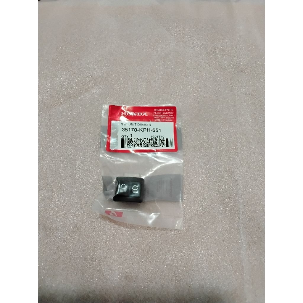 สวิตช์หรี่ไฟ//สวิตช์หรี่ 35170-KPH-651//ORIGINAL AM/Revo,Supra x 125, Supra x 125 FI, vario 110cw