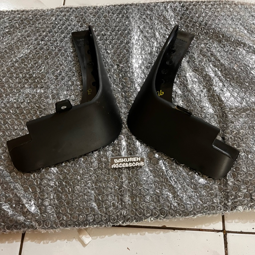 Mud Guard พรมโคลน Nissan Evalia G8813-JX600 ชุดหลังเดิม