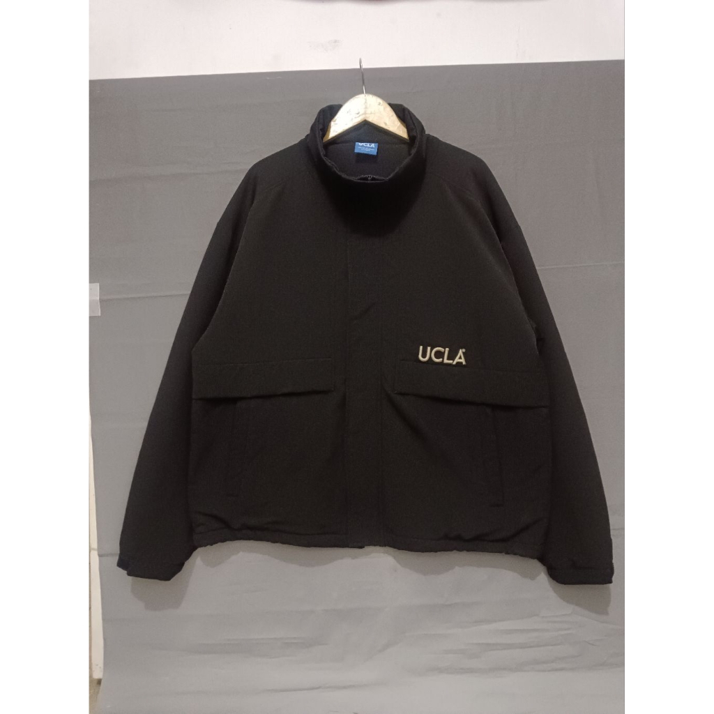 เสื้อแจ็คเก็ตกันลม UCLA