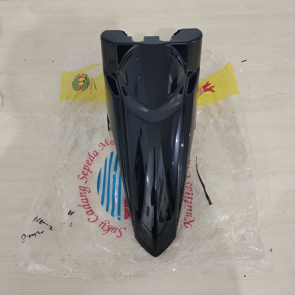 FRONT FENDER A JUPITER Z1 BLACK / FENDER FRONT A JUPITER Z 1 WIN