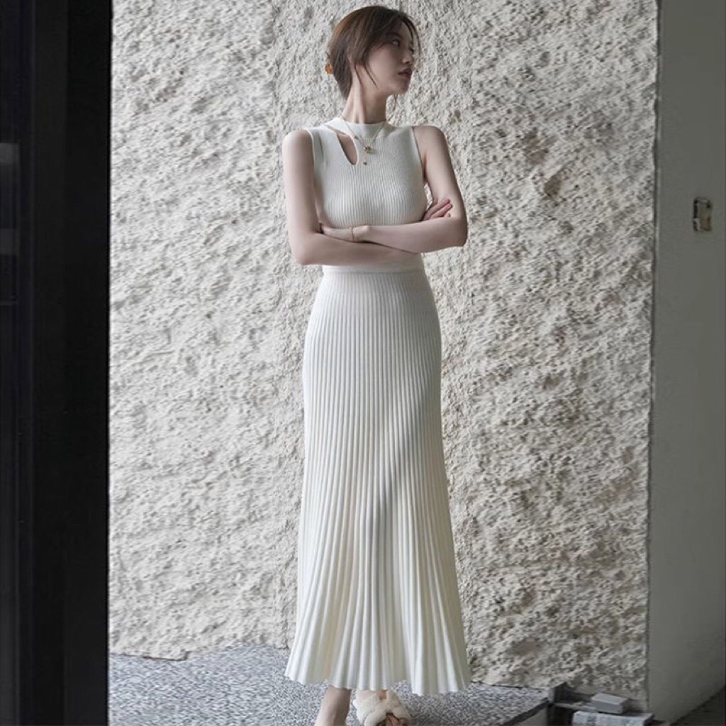 Isabella Knit Dress*