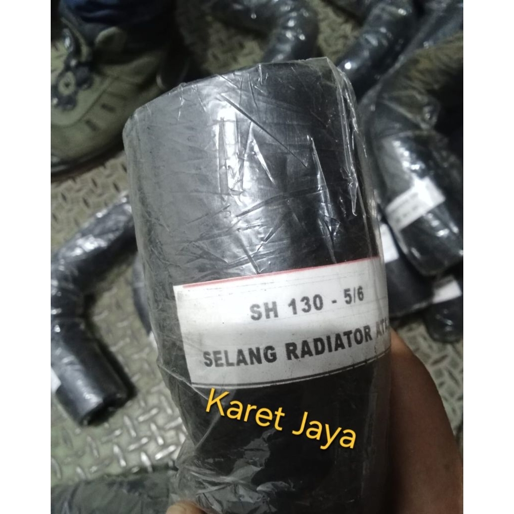 Sumitomo SH 130-5/6 ท่อหม้อน้ําตัวบน