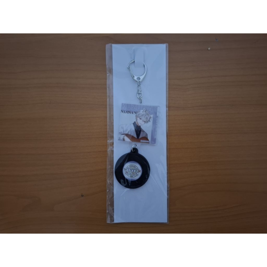 NIJISANJI - พวงกุญแจ Collaboration Kuzuha Mannodo