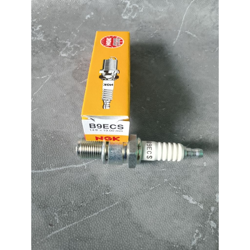 หัวเทียน ngk b9ecs ninja R RR SS ดั้งเดิม ngk
