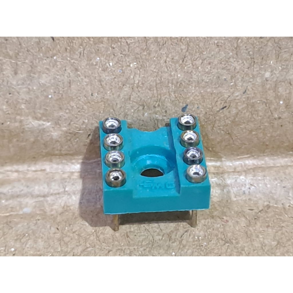 Ic socket 8 Pin ชุบทอง Original EMC Germany.