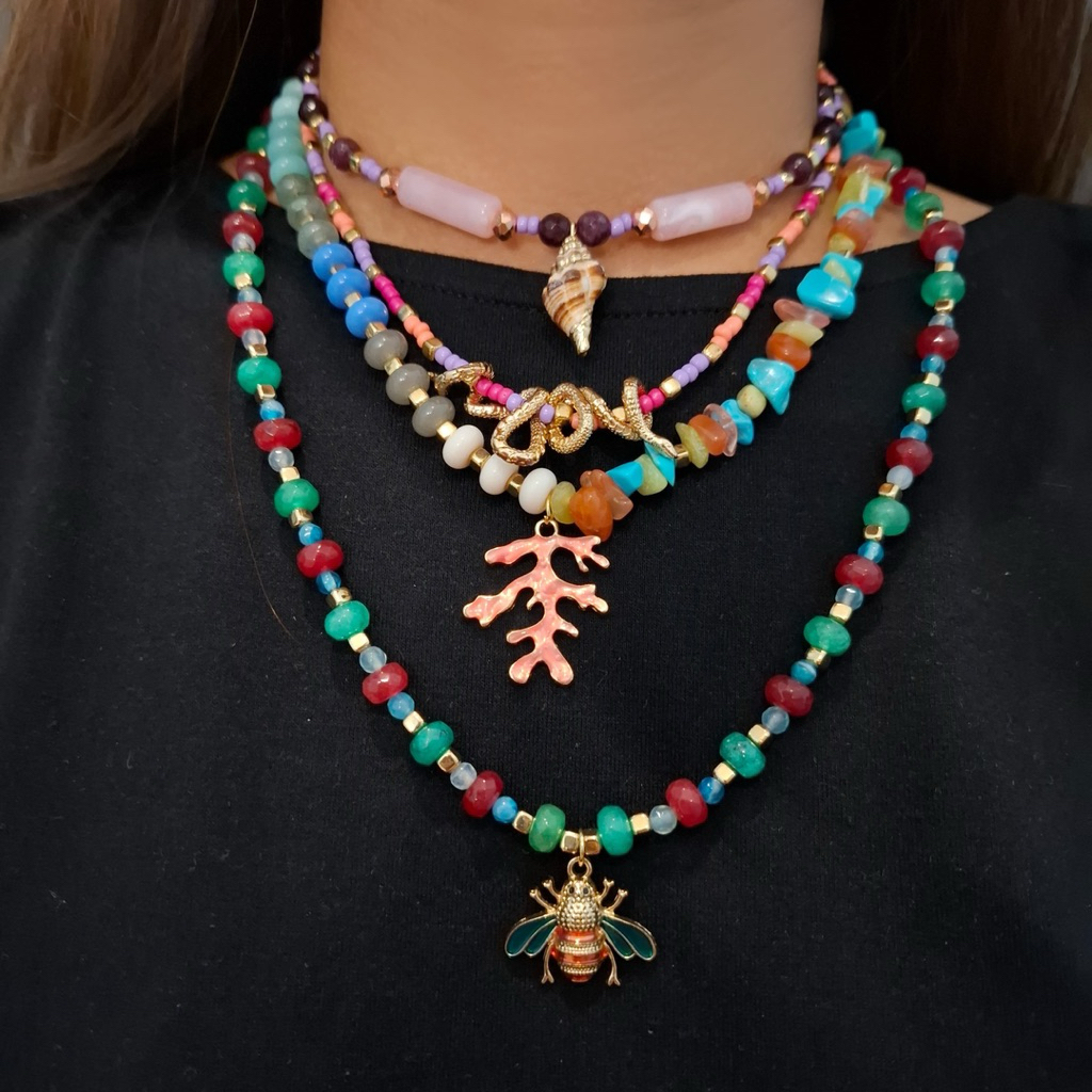 สร้อยคอผู้หญิงลูกปัด ลูกปัดหินธรรมชาติ Handmade Tube Conch Serpenti Halfsie Algae Queen Bee Garnet T