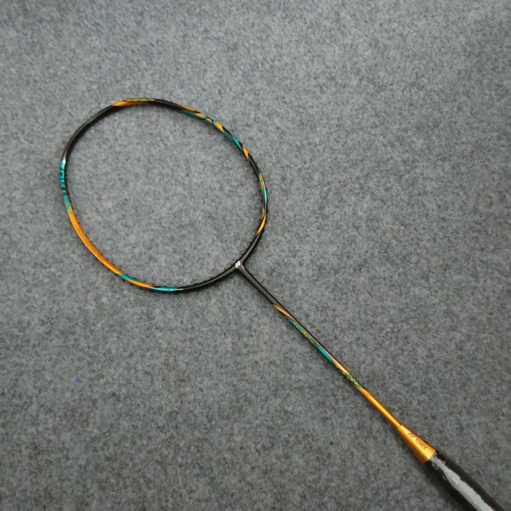 BADMINTON CKET 30 LBS 88D PRO พร้อมใช้ฟรีกระเป๋าและด้ามจับ