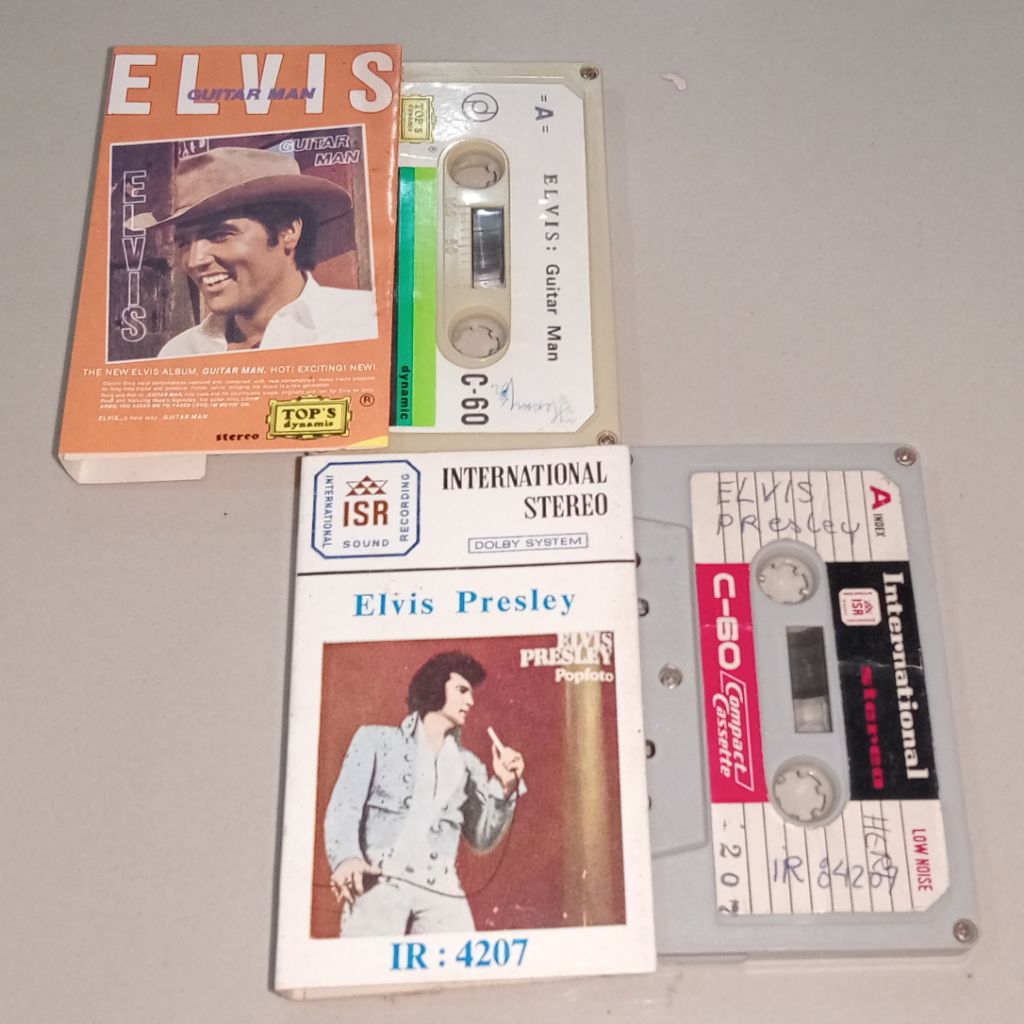 เทปคาสเซ็ท Elvis Presley 2 ชิ้น (Old Release)