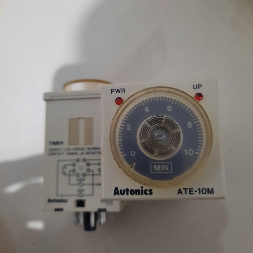 TIMER AUTONICS ATE 10M 110-220Vac