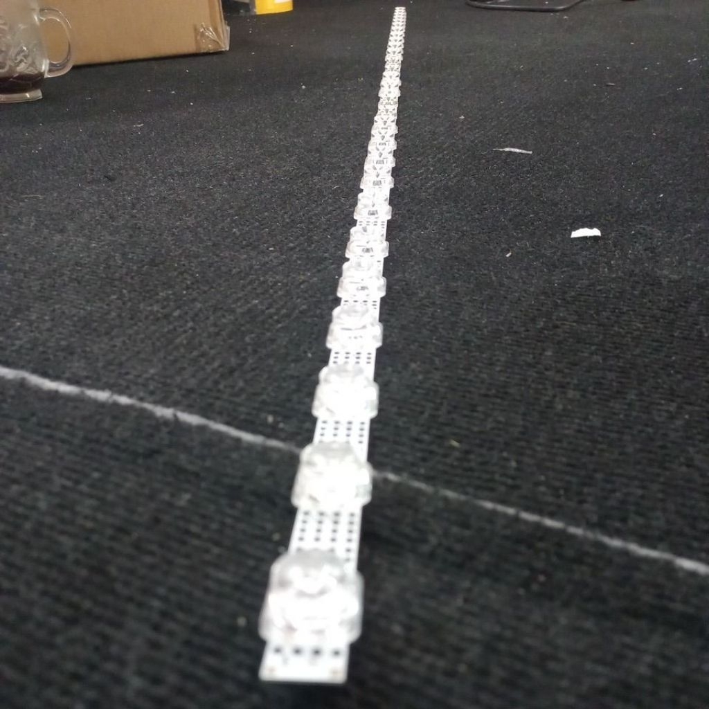 หลอดไฟ LED เรืองแสง / bl / tv led tcl / 58P635