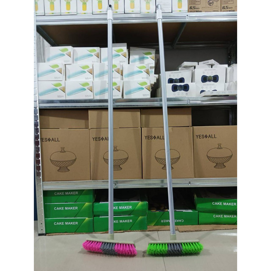 NAGOYA TOILET BRUSH / NAGOYA BATHROOM BROCCH