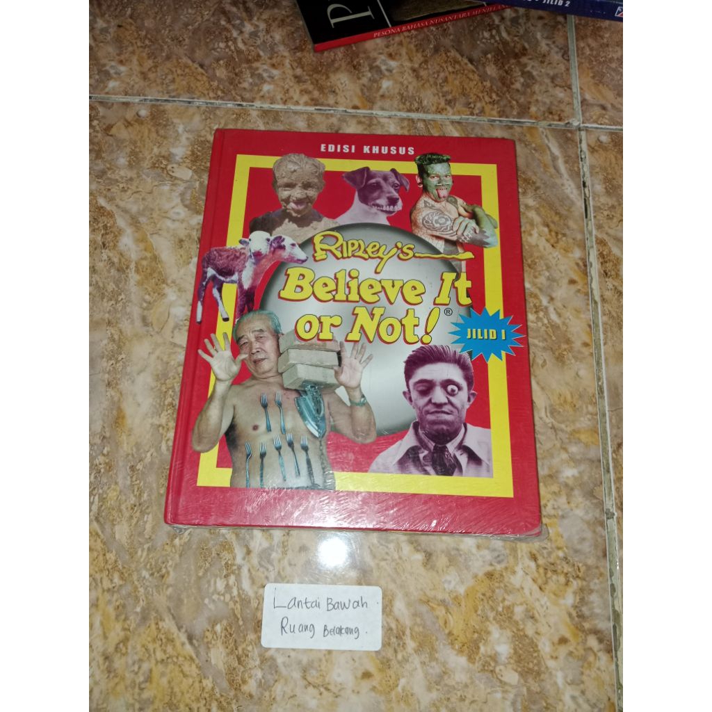 เชื่อมันหรือไม่หนังสือของ Ripley! เล่ม 1