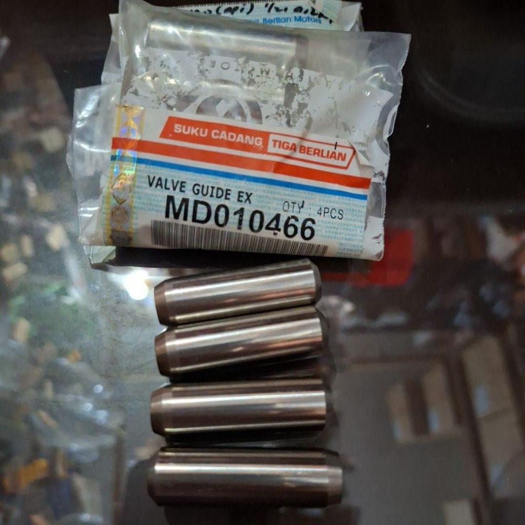 BUSH VALVE GUIDE ( Ex)/API MITSUBISHI COLT T120 OLD MD010466