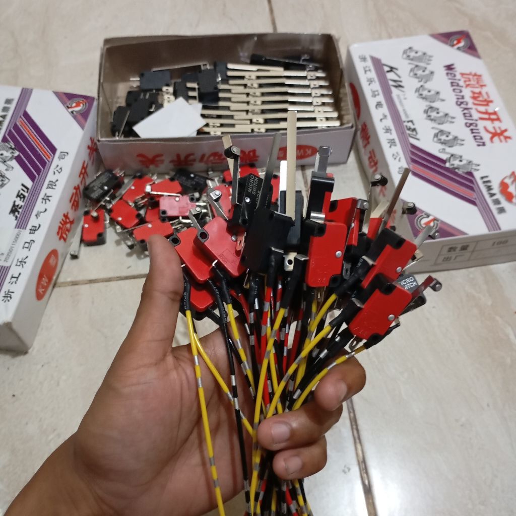 KekaStore Piw Piw สวิตช์สปอตไลท์