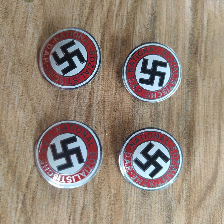 German WW2 Reproduction Pin/Badge (สําหรับคอลเลกชัน/คอสเพลย์)