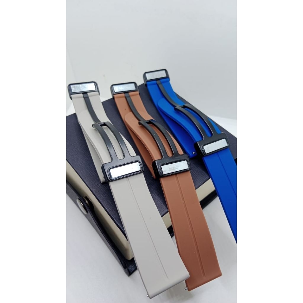 Quick Release Silicon magnetic watch Strap 22mm, 20mm