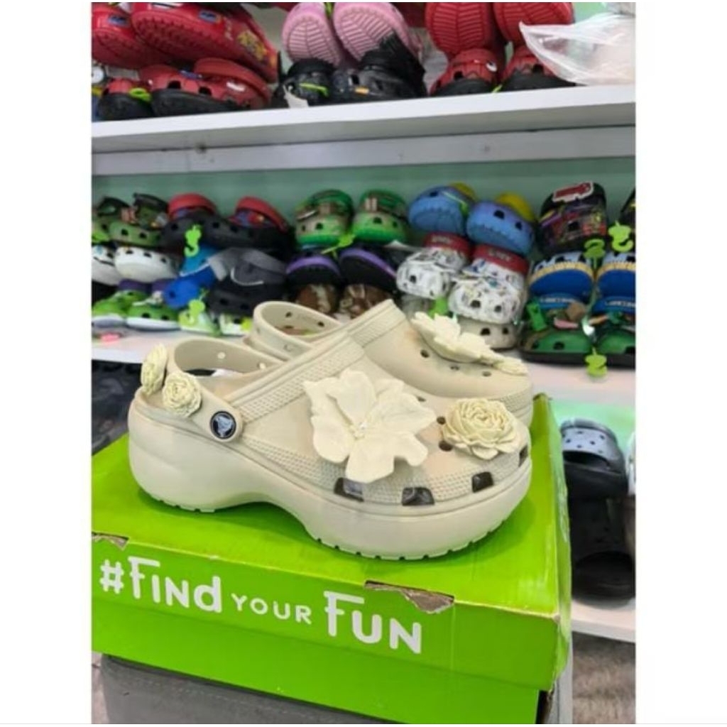 Crocs Classic Platform Clog Flower Woman / Crocs Platform Flower Clog Sandals / Crocs Womens Platfor