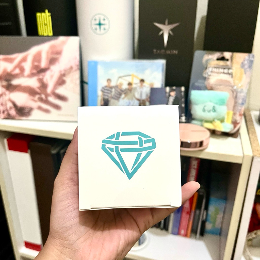 NEW OFFICIAL MERCHANDISE LIGHT TOK STICK HP SHINEE SM