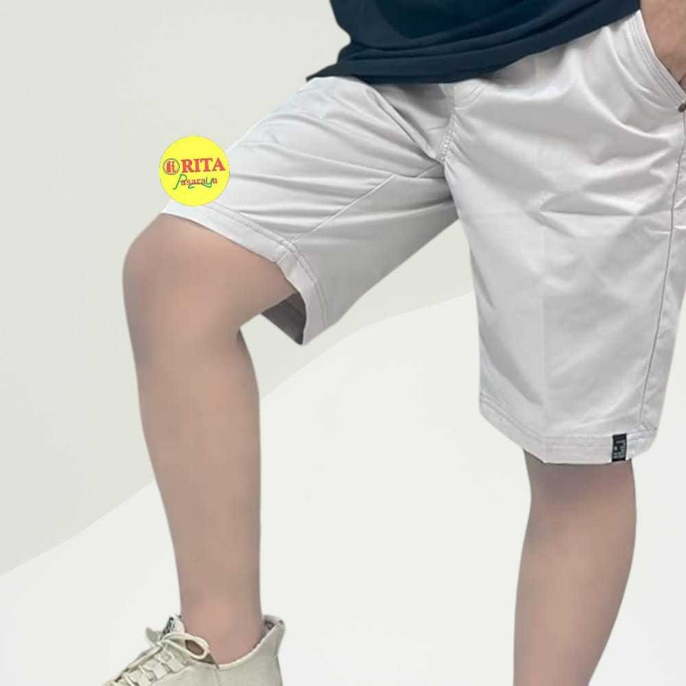 กางเกงขาสั้นผู้ชาย Lee Conti