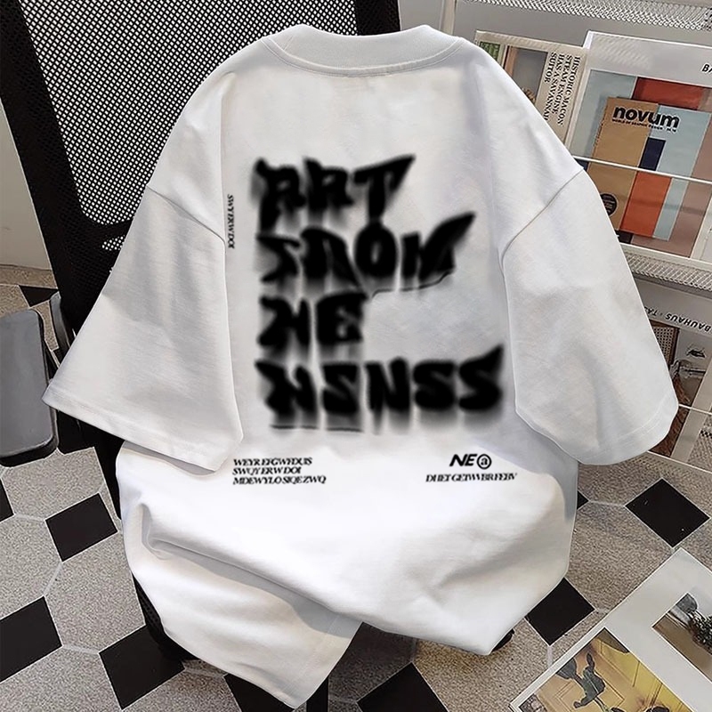 Quiss เสื้อยืดสไตล์อเมริกันย้อนยุค Oversize Hip hop ตัวอักษรเบลอ RRT พิมพ์ด้านบน| เสื้อยืดสีขาวผู้หญ