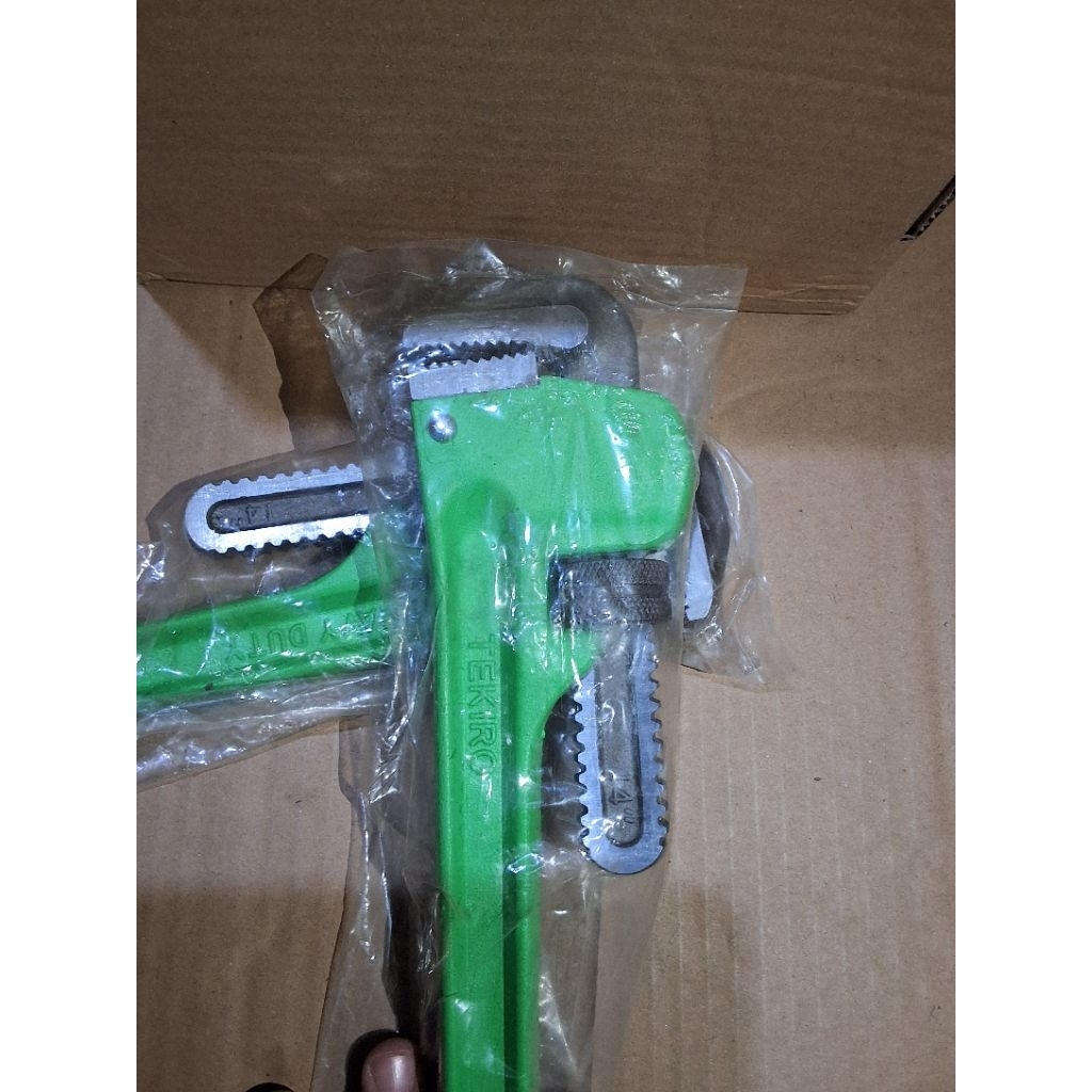 TEKIRO 14" PIPE WRENCH / ORIGINAL TEKIRO 14" PIPE WRENCH