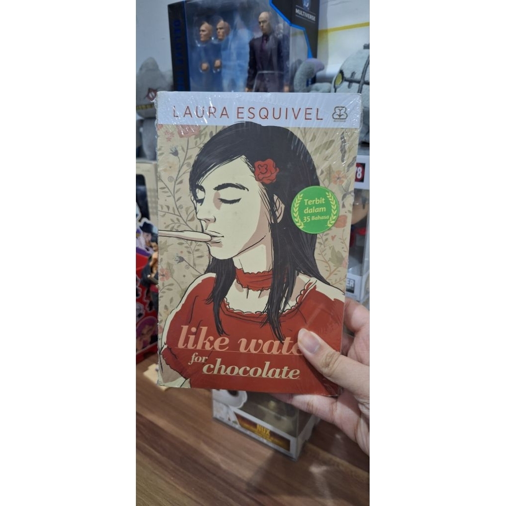 [NEW, SEALED] Like Water for Chocolate - Laura Esquivel