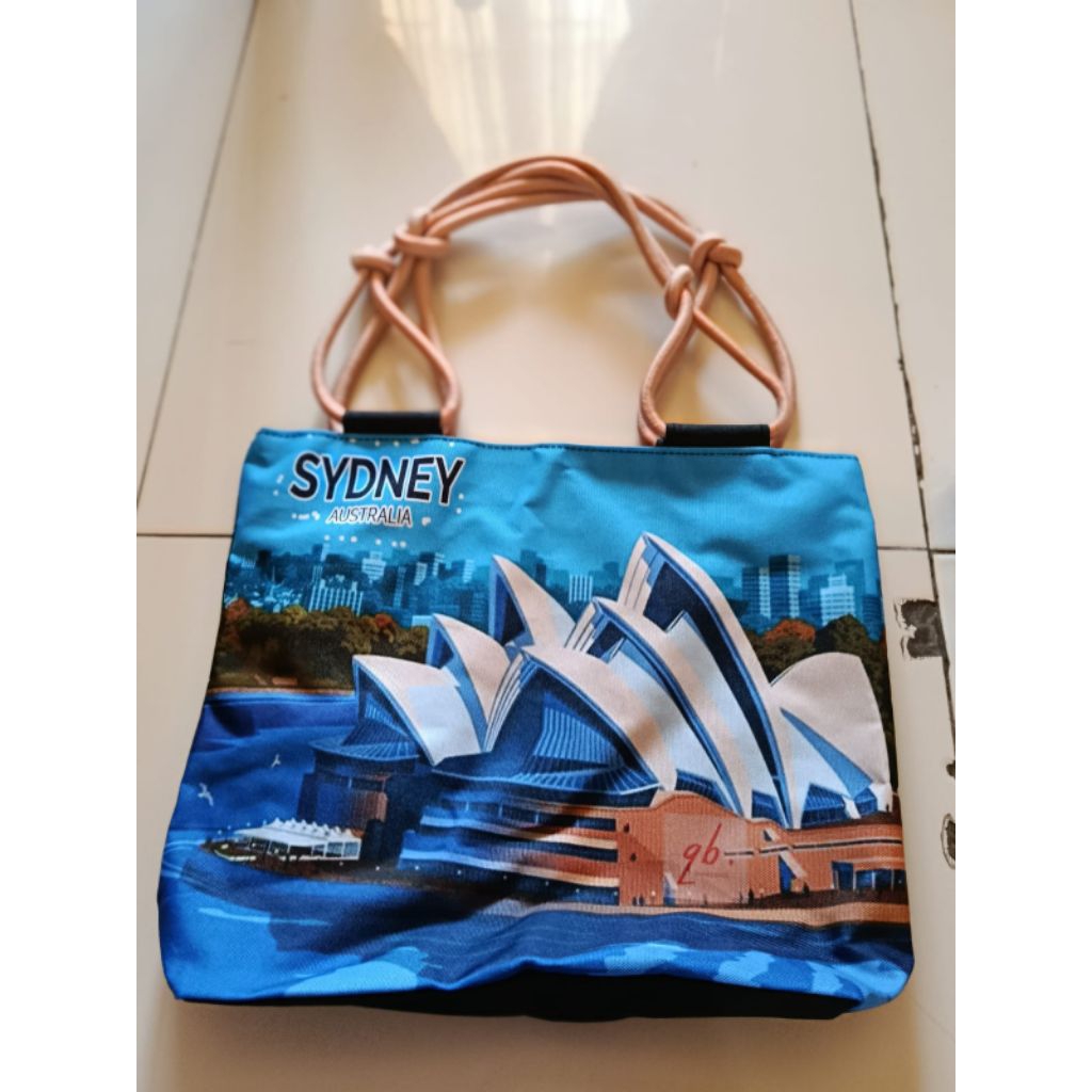 ของที่ระลึก กระเป๋าจากต่างประเทศ UAE และ Australia