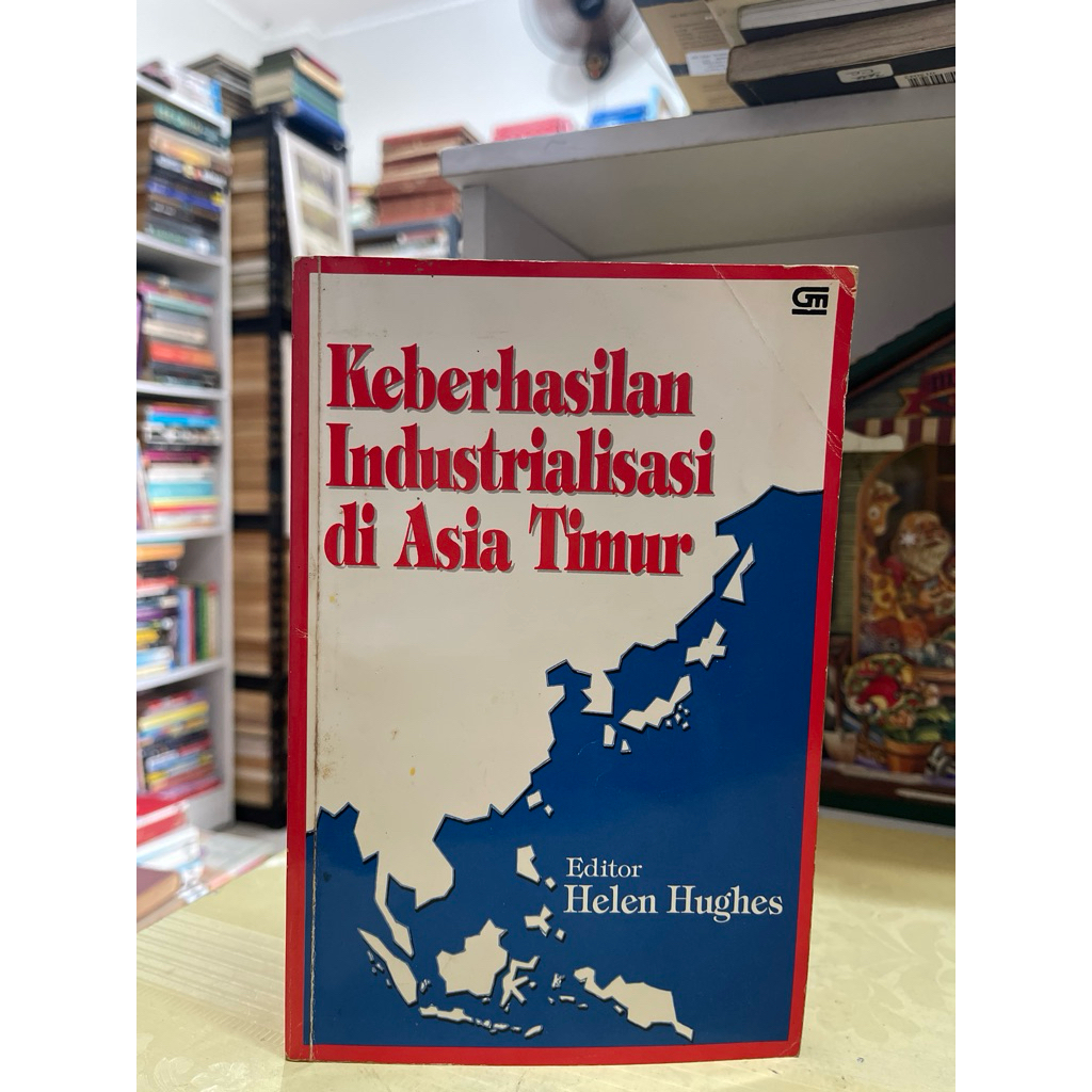 หนังสือของการบาดเจ็บใน EAST ASIA โดย HELEN HUGHES