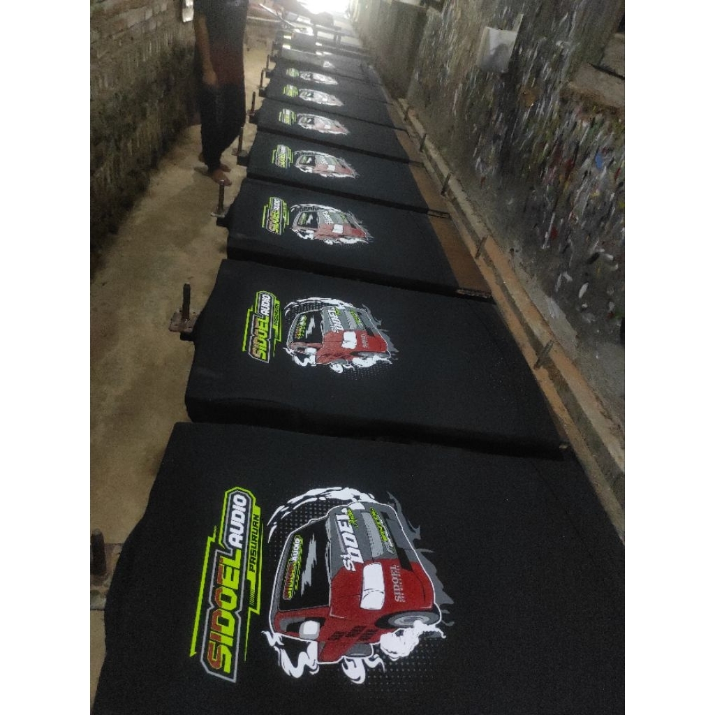 Plastisol T-Shirt Screen Printing / Plastisol Manual Screen Printing / Roups of Screen Printing