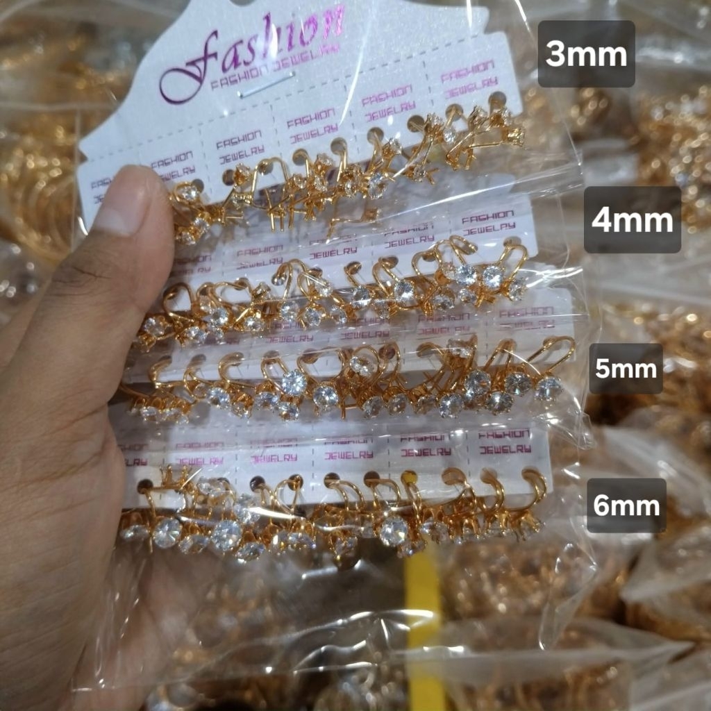 ต่างหู Desy ขายส่งต่างหูผู้หญิง 12 คู่ ขนาด 3mm-6mm.