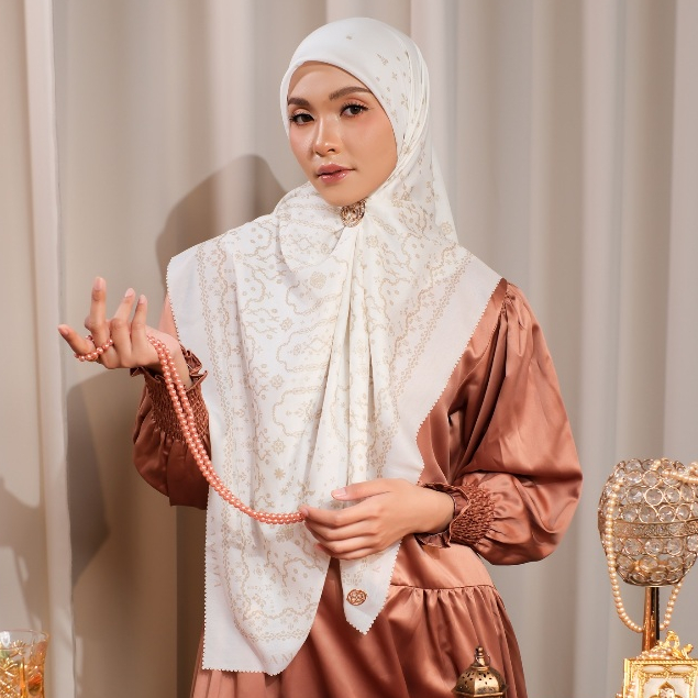 Kamima - ผ้าพันคอ Janna สีขาว